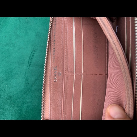 Authentic CHANEL Matelasse Bronze Leather … - Picture 12 of 16